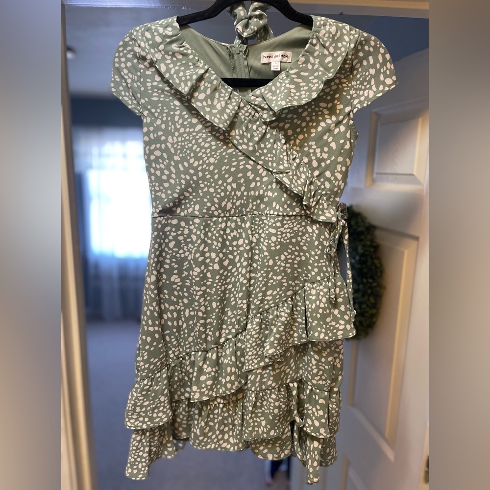 Honey and Rosie girls L (10) dress and scrunchie